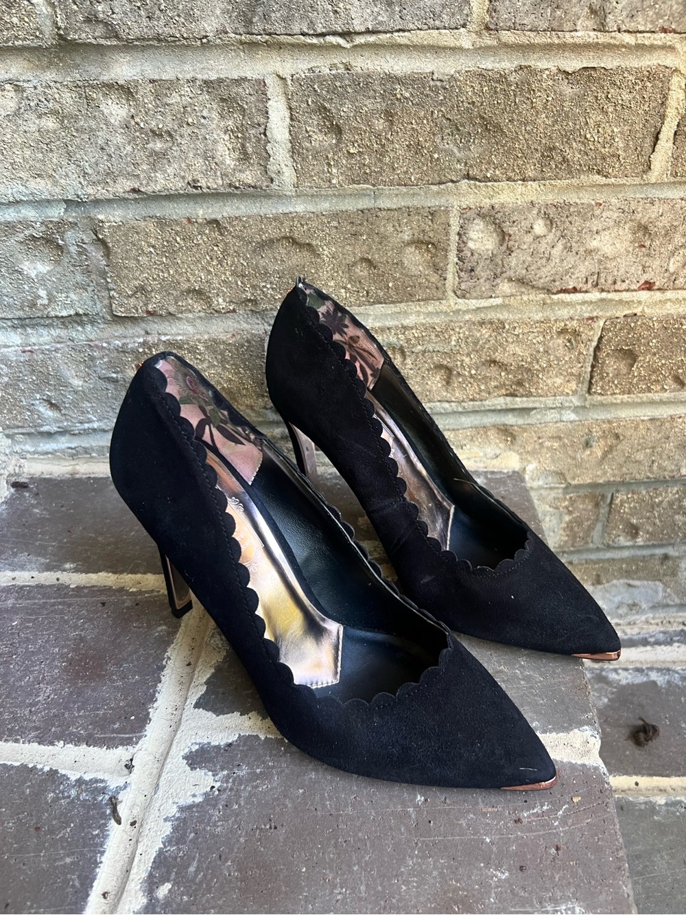 Ted Baker Black Scalloped Suede Pointed-Toe Pumps